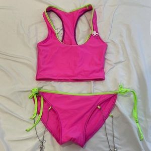 Disco angel kawaii neon bikini set, peep the chain attachments 🤩 fits like M/L